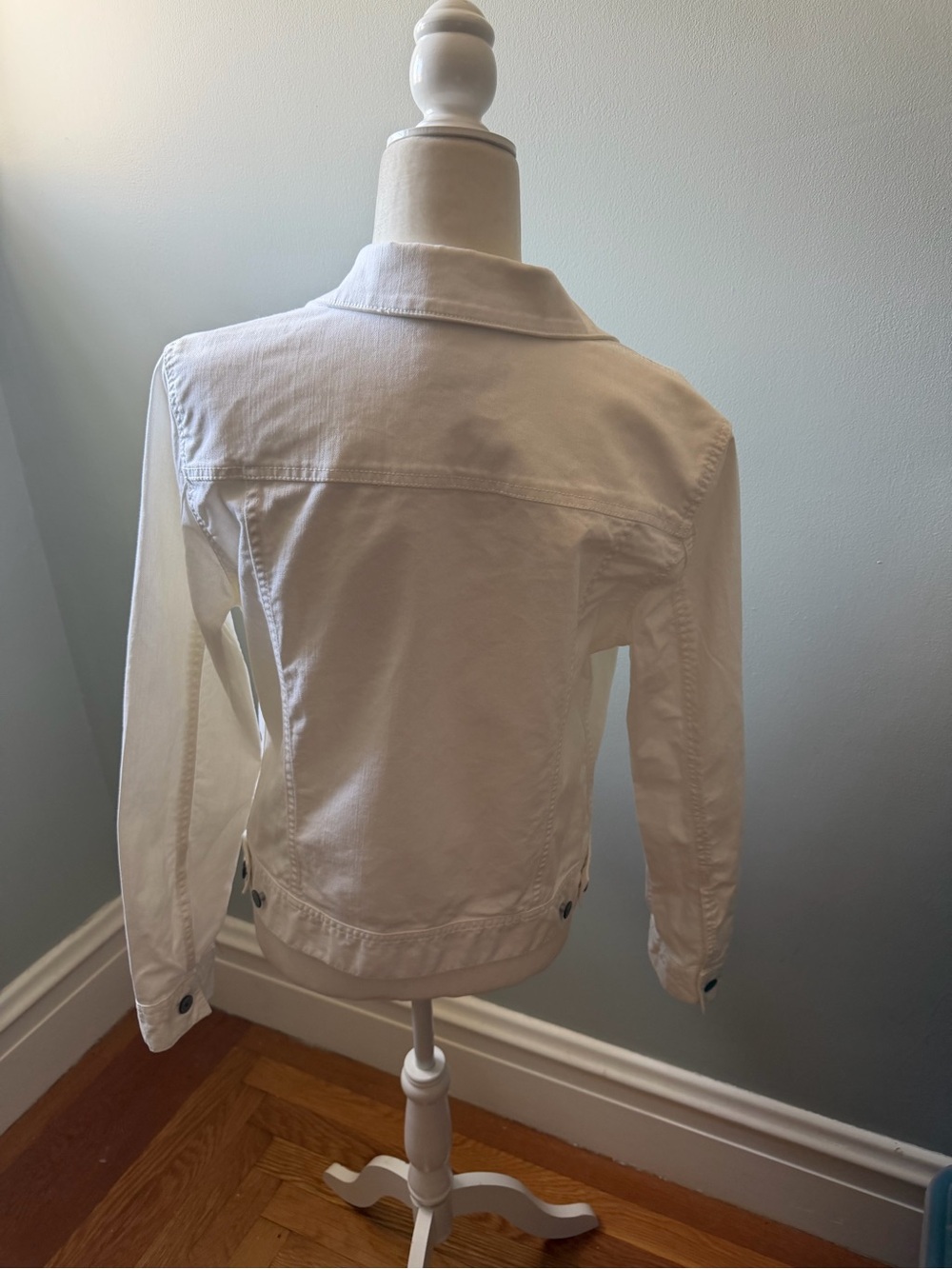 Talbots White Stretch Denim Jacket Medium Classic Button Front Cotton Blend - Picture 4 of 10